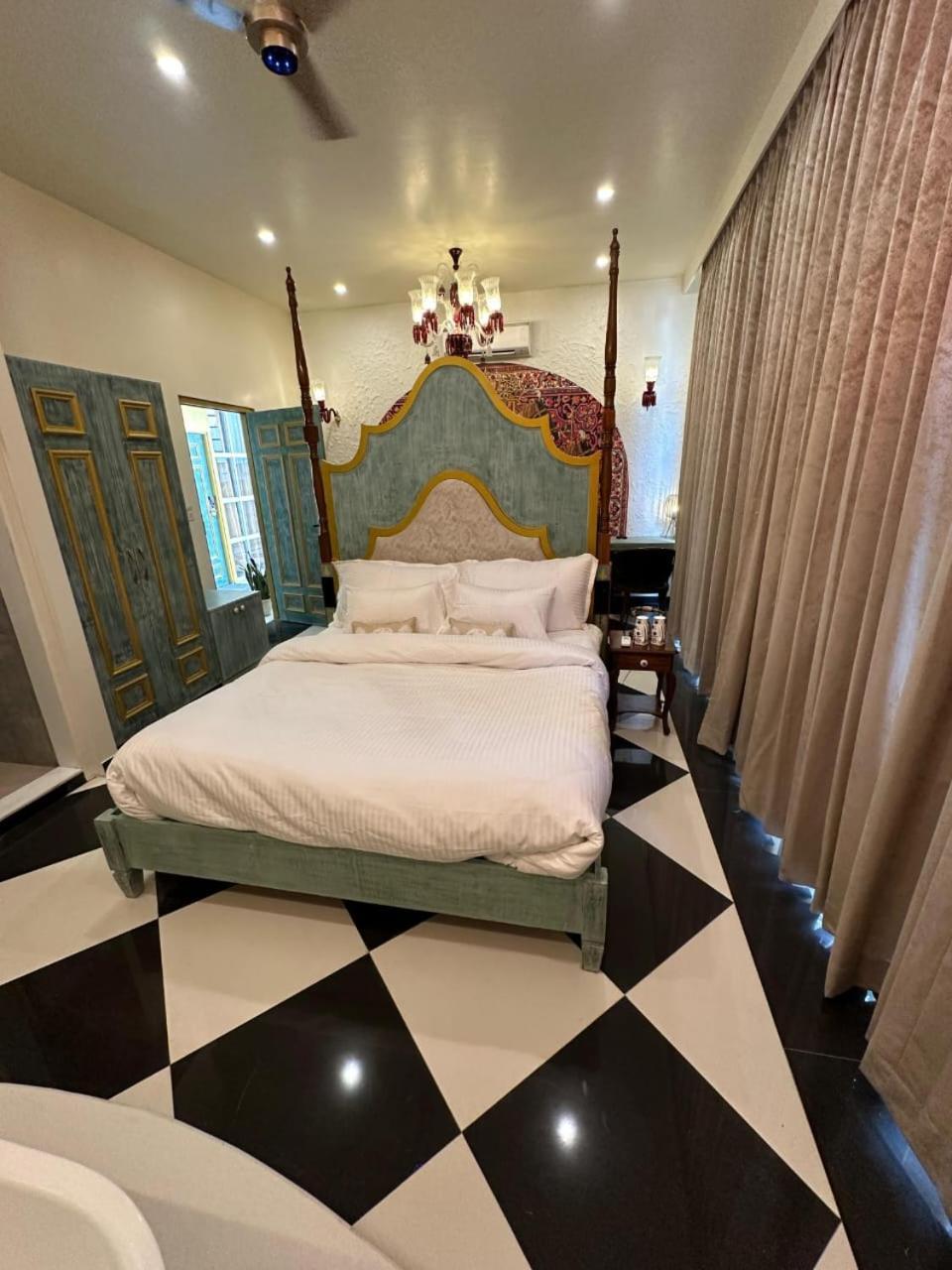 Stay Banaras - A Boutique Hotel Varanasi Exteriör bild